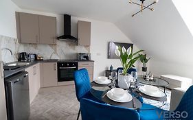 New 5 X Luxury Apartments In Derby, Ideal For Individuals, Couples, Business Or Corporate Guests, Close To Rolls Royce, Donington Park, East Midlands Airport